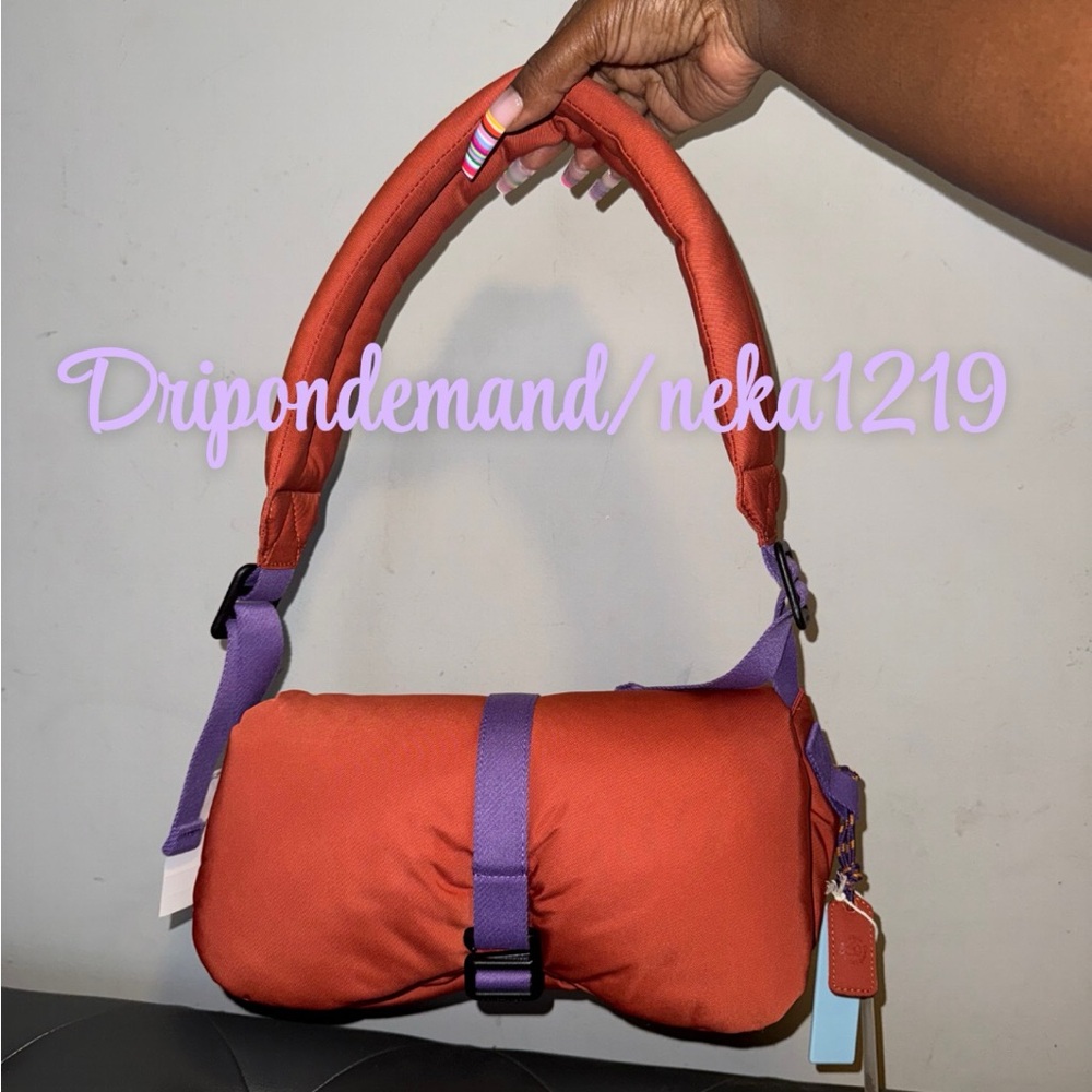 Coachtopia Loop Puffy Wavy Dinky Bag - Picture 4 of 9